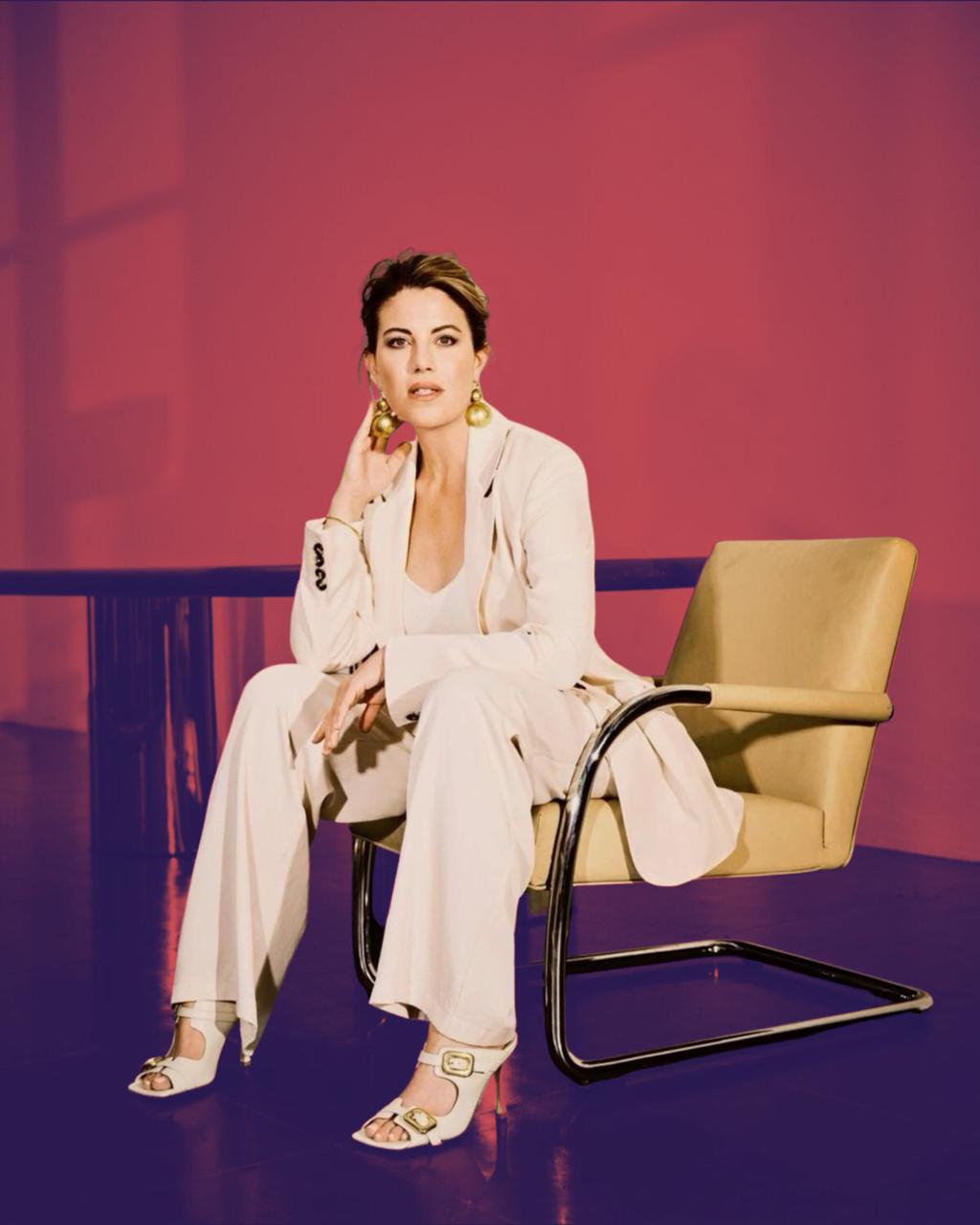 marloes stevens | carpet cornrowing | gaming bean bag chair | Is Monica Lewinsky married

